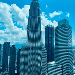 Apartment Sky Klcc Kl, Kuala Lumpur